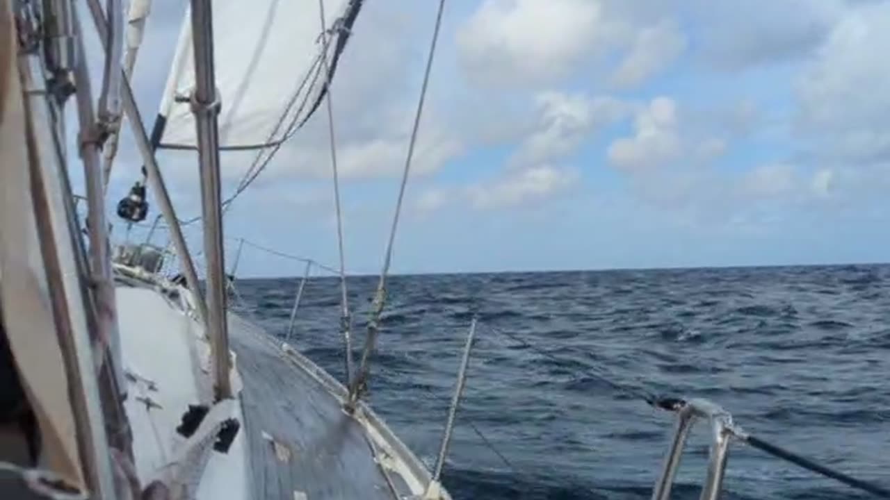 Sailing Clause Hauled to Wanchi Wanchi