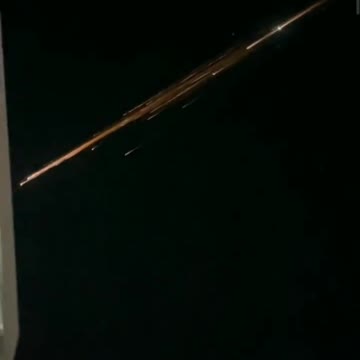 Chinese rocket re-enters Earth, burns up in skies over India.