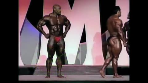 Ronnie Coleman LOSING to Gustavo Badell! (2005 Olympia)