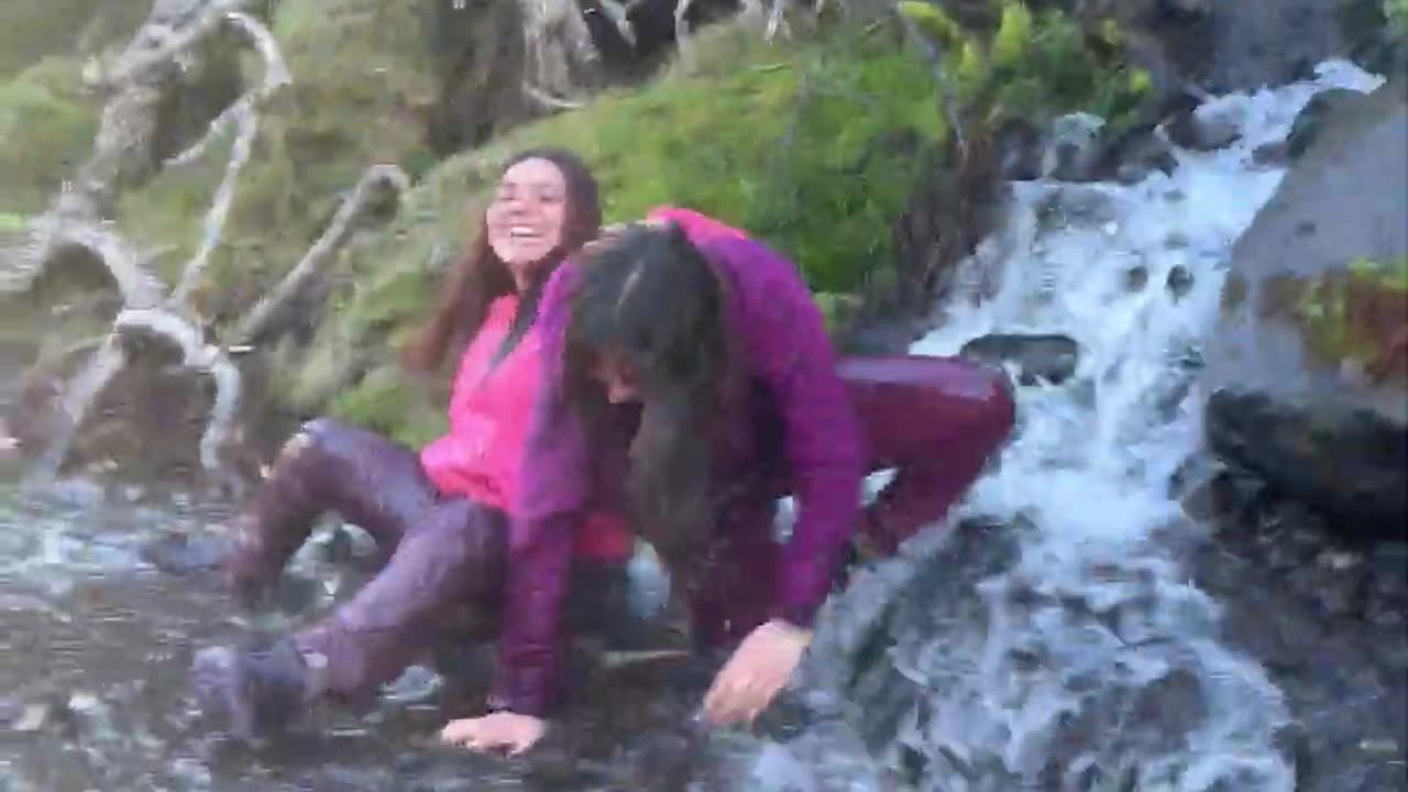 Two Women Fall into Creek and Laugh It Off || Viral Verse