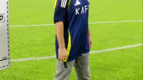 $1 Million Challenge: Can This Man Beat Ronaldo?