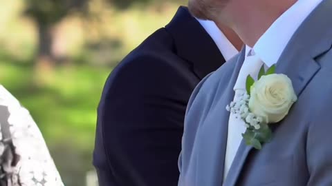 Groom can't hold back tears as he sees his bride walking down the aisle 🥰 #trendding #love #wedding #weddingtiktok #xuhuongtiktok #xuhuong #bridal #happywedding #fyp #trend #trending #fypシ