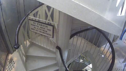 0909USCDTHDomeStairs_2021-01-06_13h20min02s223ms.mp4