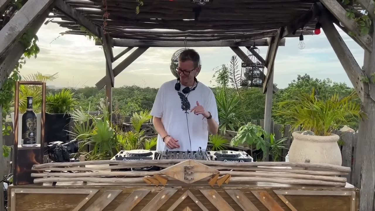 Matiso Melodic House & Techno Sunset Mix