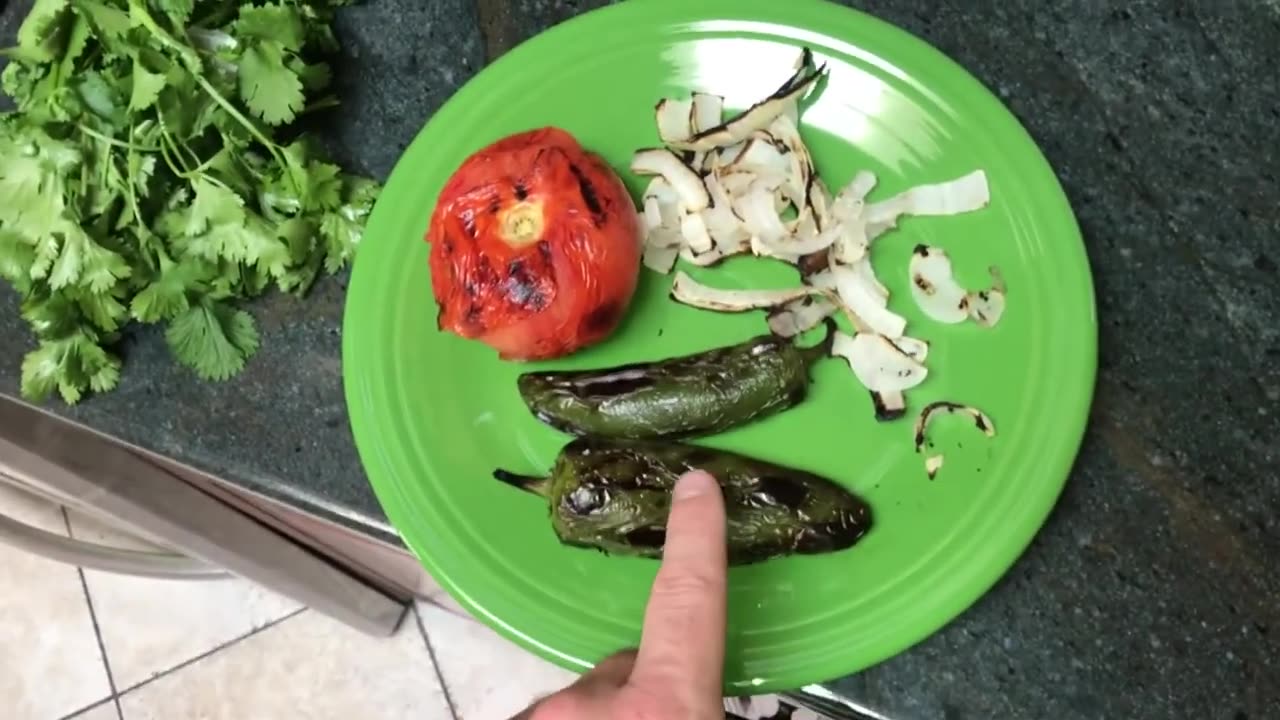 How To Make Salsa (EASY RECIPE!)