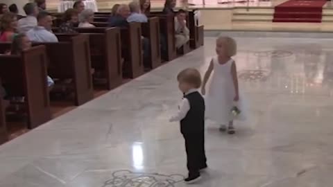 Kids add some comedy to a wedding! - Ring Bearer Fails