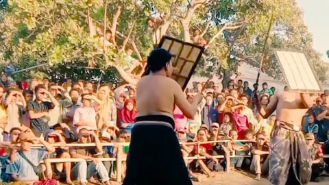 Peresean Serawah bon gontor vs Sekar betaji dari sesele