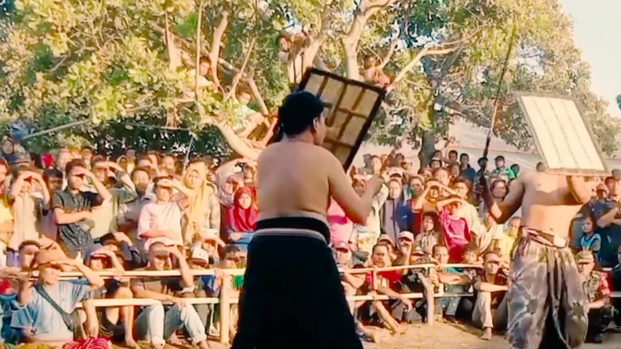 Peresean Serawah bon gontor vs Sekar betaji dari sesele