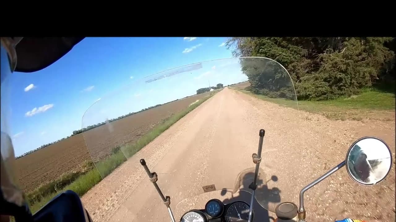 Dirt road cruising 2 stroke triple