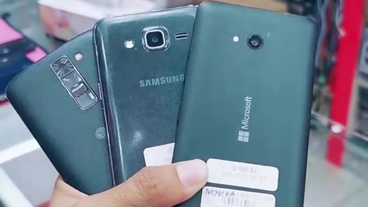 3 Mobil 100 adu Dubai please follow and like