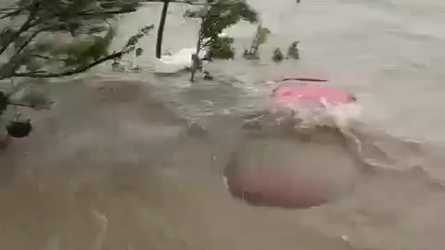 Rising Waters during Hurricane Lisa