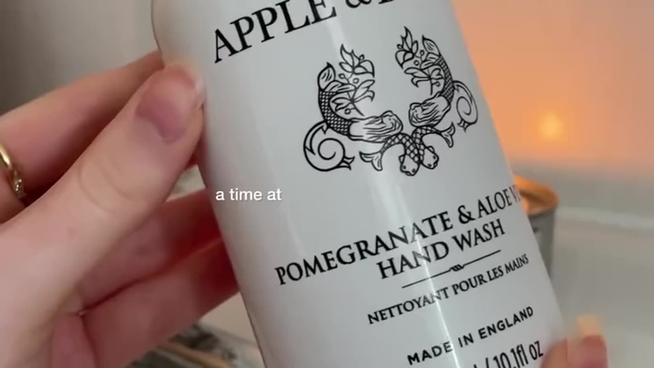 Apple & Bears Pomegranate & Aloe Vera Hand Wash