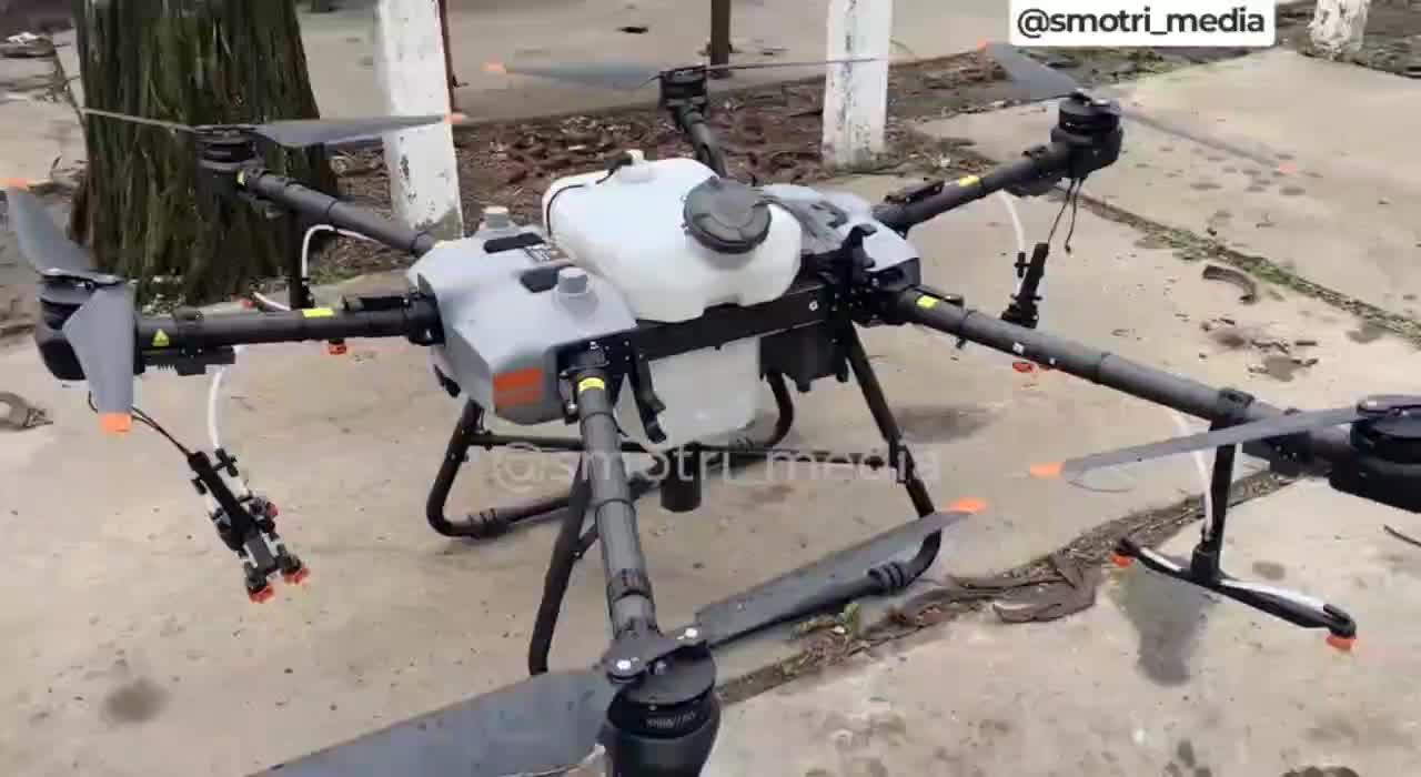 Ukraine War - The Russian military found an UAV with liquid containers and sprayers