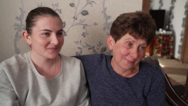 Ukraine: Woman part of prisoner swap recounts Russian abuse