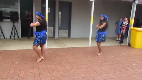 Te Vaka Dance