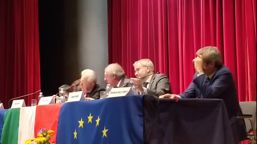 🔴 2 Aprile 2019, Sen. Claudio Borghi Vs Monti (per non dimenticare!)