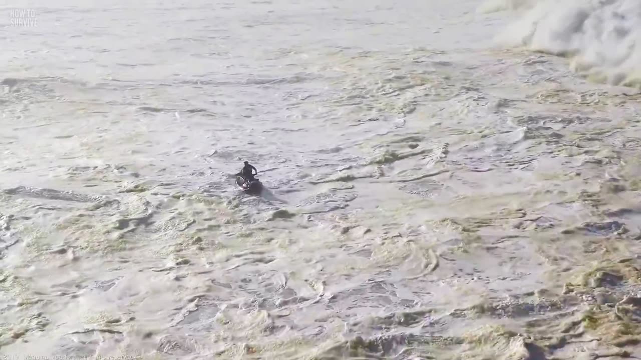 HOW TO SURVIVE A BIGGEST WAVE