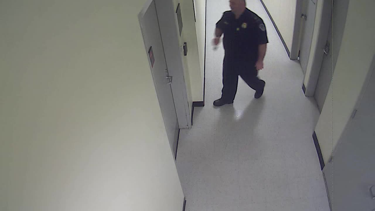 8802VZN06Elevator_2021-01-05_05h40min02s437ms.mp4