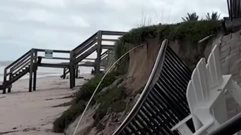 This is what's left afterHurricane Nicole batteredFlorida's eastern coast