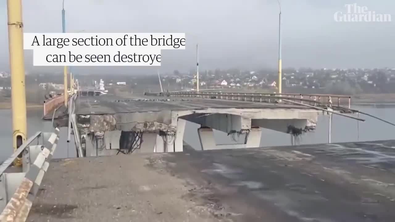 Ukraine_ footage shows Russian troops scrambling to escape Kherson city_1