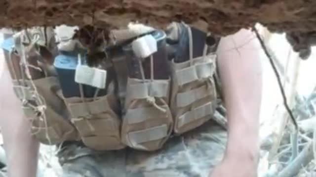 Another "Kiev troops fearing for their life in the Trenches" clip