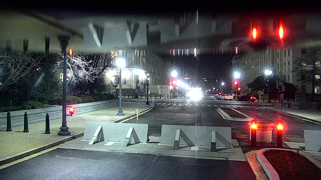 0672USCG00K25SouthBarricadeInbound_2021-01-05_22h35min14s250ms.mp4