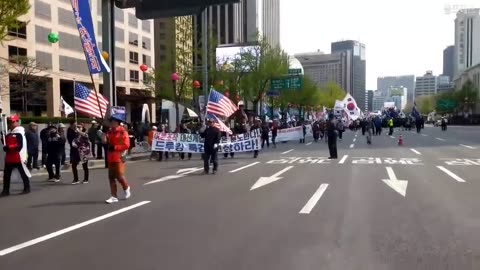 20190421_V3_S04(3-rPqVAMIIA)시민사회단체, 대한애국당 및 자유한국당의 동반행진에 광화문 일대는 그야말로