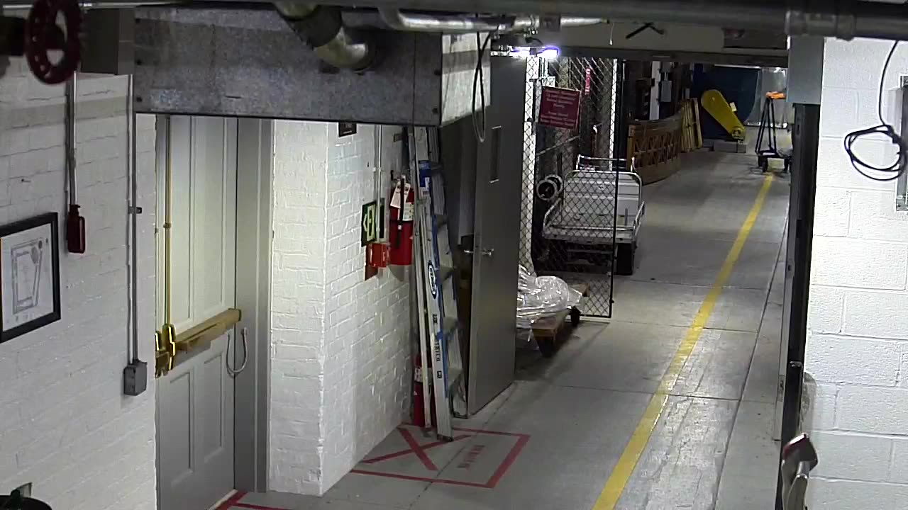 1035RSOBATAttic1st-C_2021-01-05_01h00min00s233ms.mp4