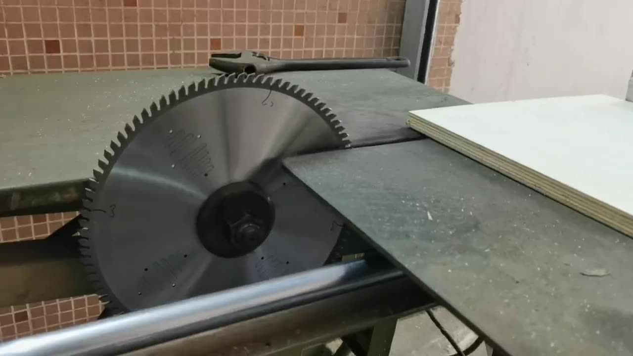 TCT Carbide Tipped Circular Saw Blade for Cutting Wood