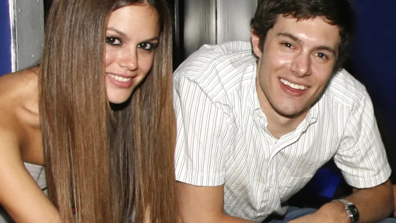 Rachel Bilson Embraces Single Life and Reflects on Past Experiences