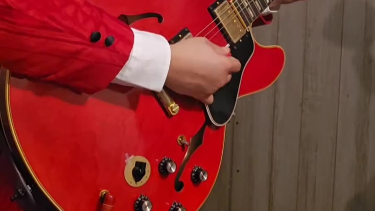 Gibson es345 guitar sound demonstration.
