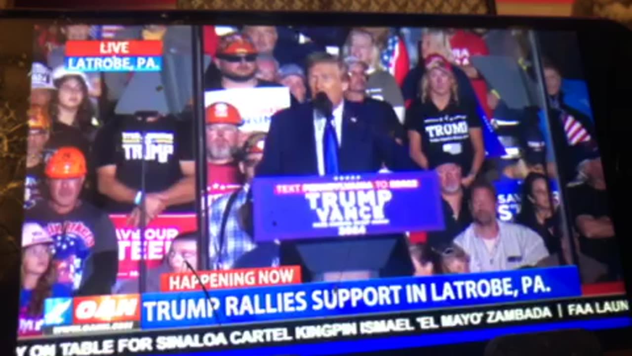 🦅 OANN president Donald Trump greets steelworkers in Latrobe PA Saturday 07:01 pm