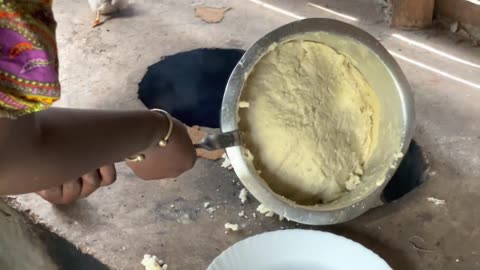 Cook with me Africa’s Most Popular common Traditional Village food