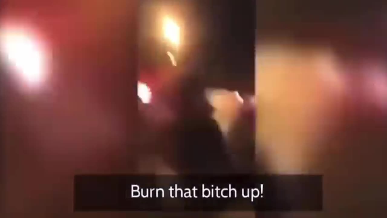 I Meme Therefore I Am - I wonder why these kind of videos never make on the news?