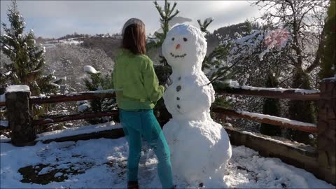 I made dolls out of ice