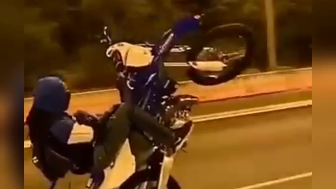 Terrible balance (motorcycle)🔥🔥💯