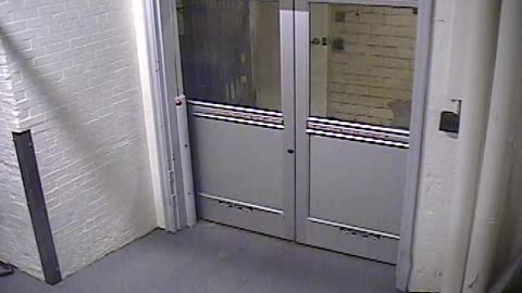 5501LHOBBALoadingDockEast_2021-01-06_21h00min01s673ms.mp4