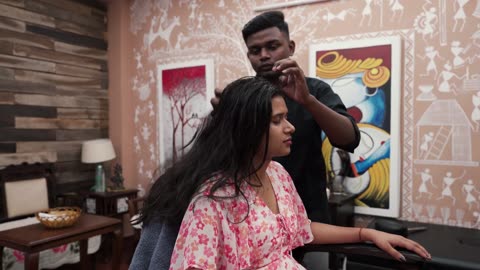 New Barber Amused her with his Amazing Head Massage Talent _ Indian Massage