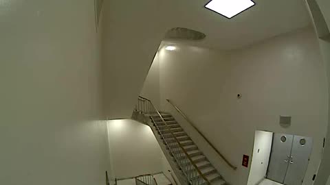 3150RHOB01Stair8_2021-01-05_00h20min00s610ms.mp4