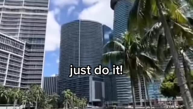 💸