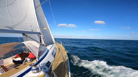 Hallberg-Rassy 44 sailing