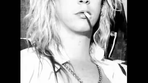 Guns N' Roses - Yesterdays (Official Video)