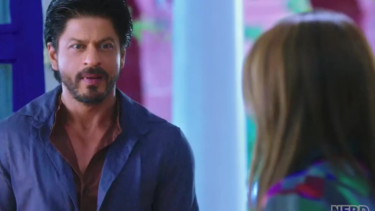 Dilwale Shahrukh Khan movie romentic scene #shahrukhkhan