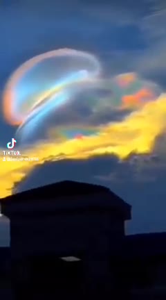 Look at that amazing sky