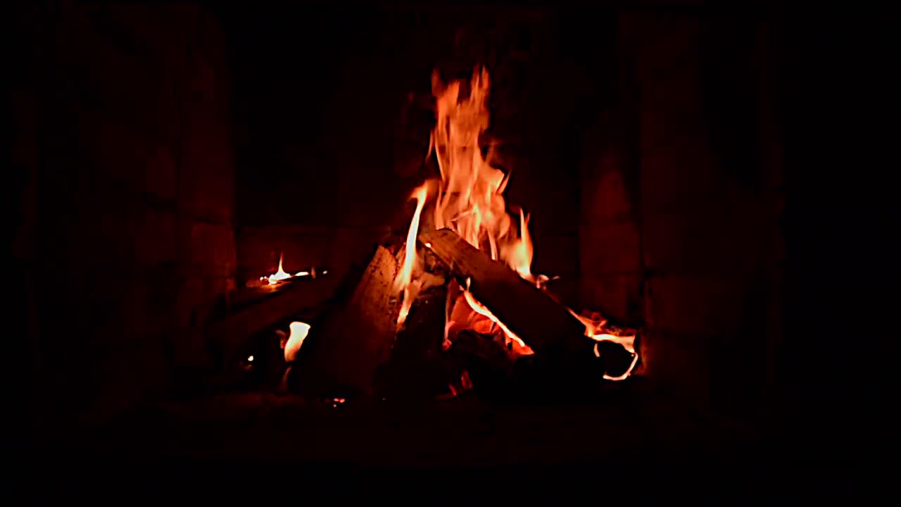 Relax for 5 minutes. FIREPLACE. Relaxing SOUNDS OF FIRE IN THE FIREPLACE.