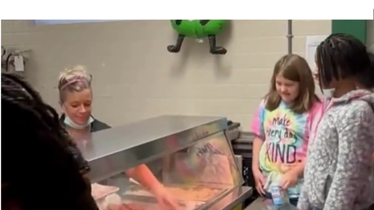 Teacher helps students communicate with a deaf coworker. ❤️‍🔥 Love this!