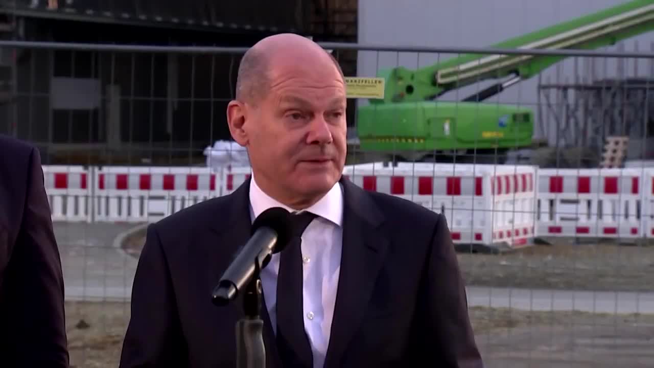 Scholz: „So bauen, dass man Wasserstoff verwenden kann“