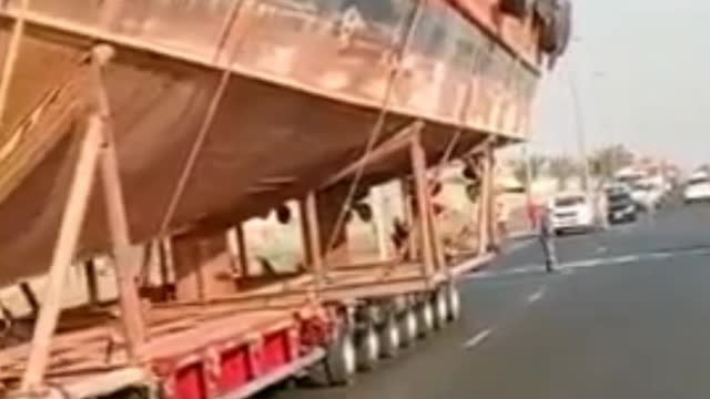 going to the truck in ship in india