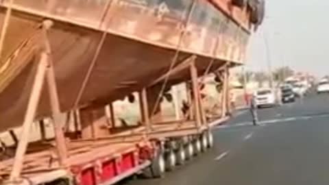 going to the truck in ship in india