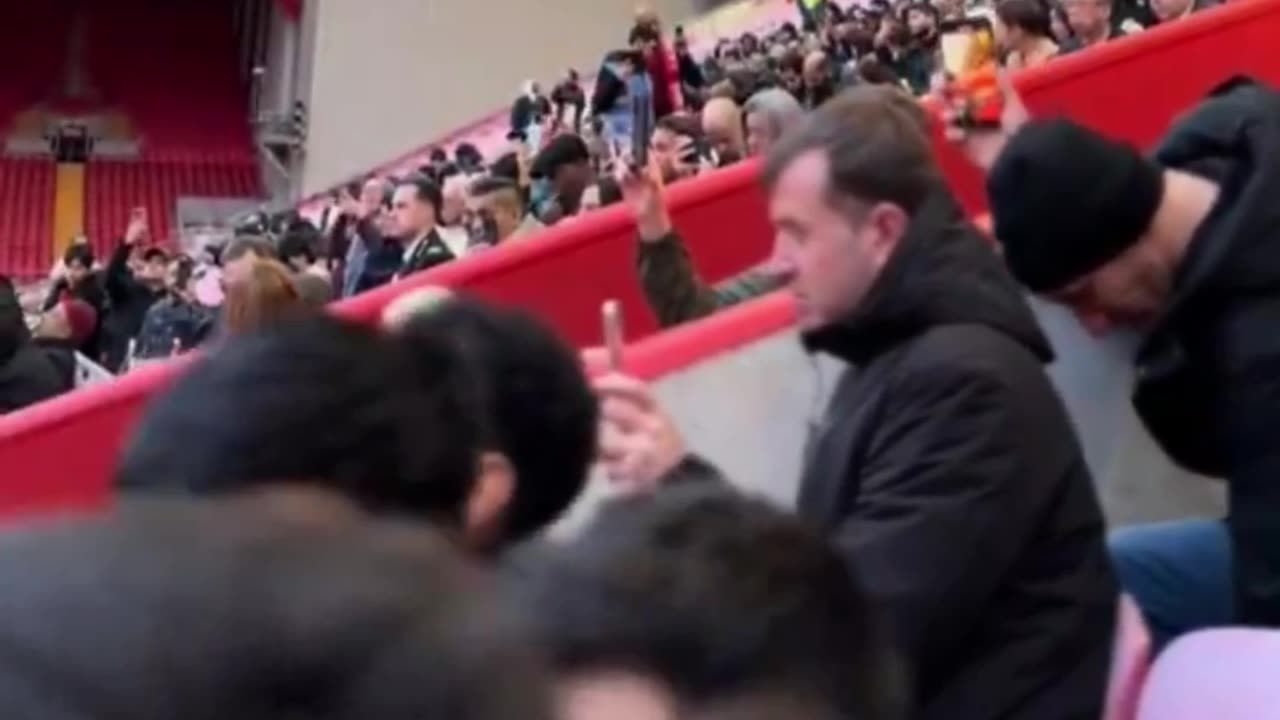 Reino Unido | El estadio de Anfield (Liverpool) usado como mezquita.